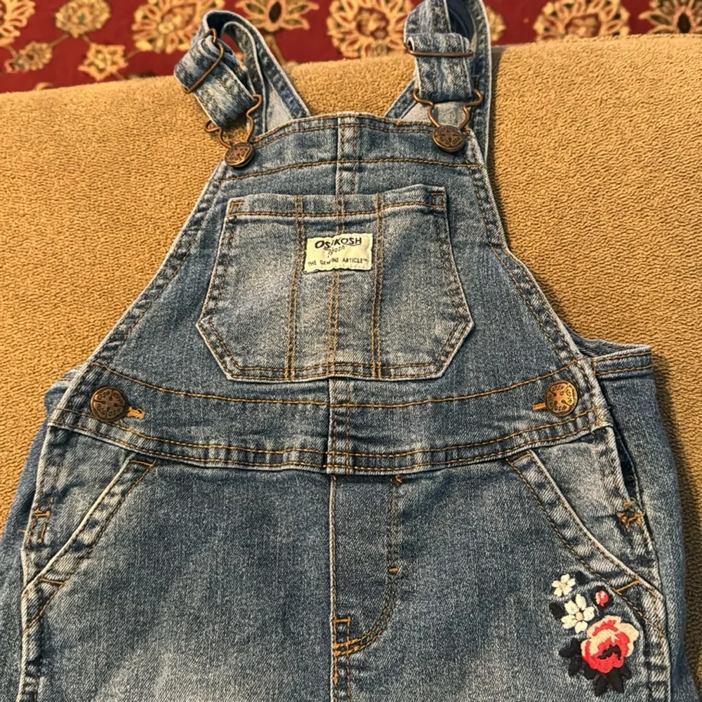 Oshkosh Bgosh Original girls cutie denim‎ overalls Size 3T Embroidered (TD)